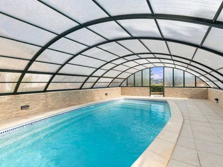Maison de 7 pièces de 183 m² à La Balme-de-Sillingy — photo 1