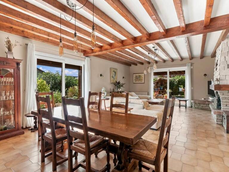 Maison de 7 pièces de 183 m² à La Balme-de-Sillingy — photo 1