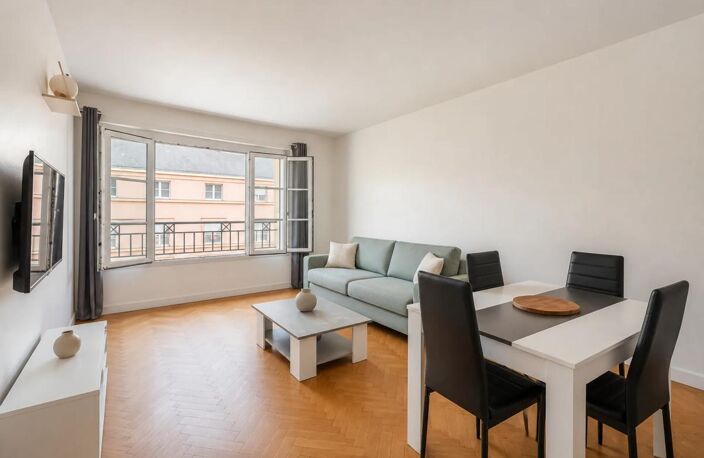 Appartement de 2 pièces de 46 m² au Plessis-Robinson — photo 3