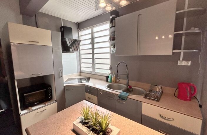 Fort-de-France : Ensemble immobilier T3 bis + 2 studios — photo 5