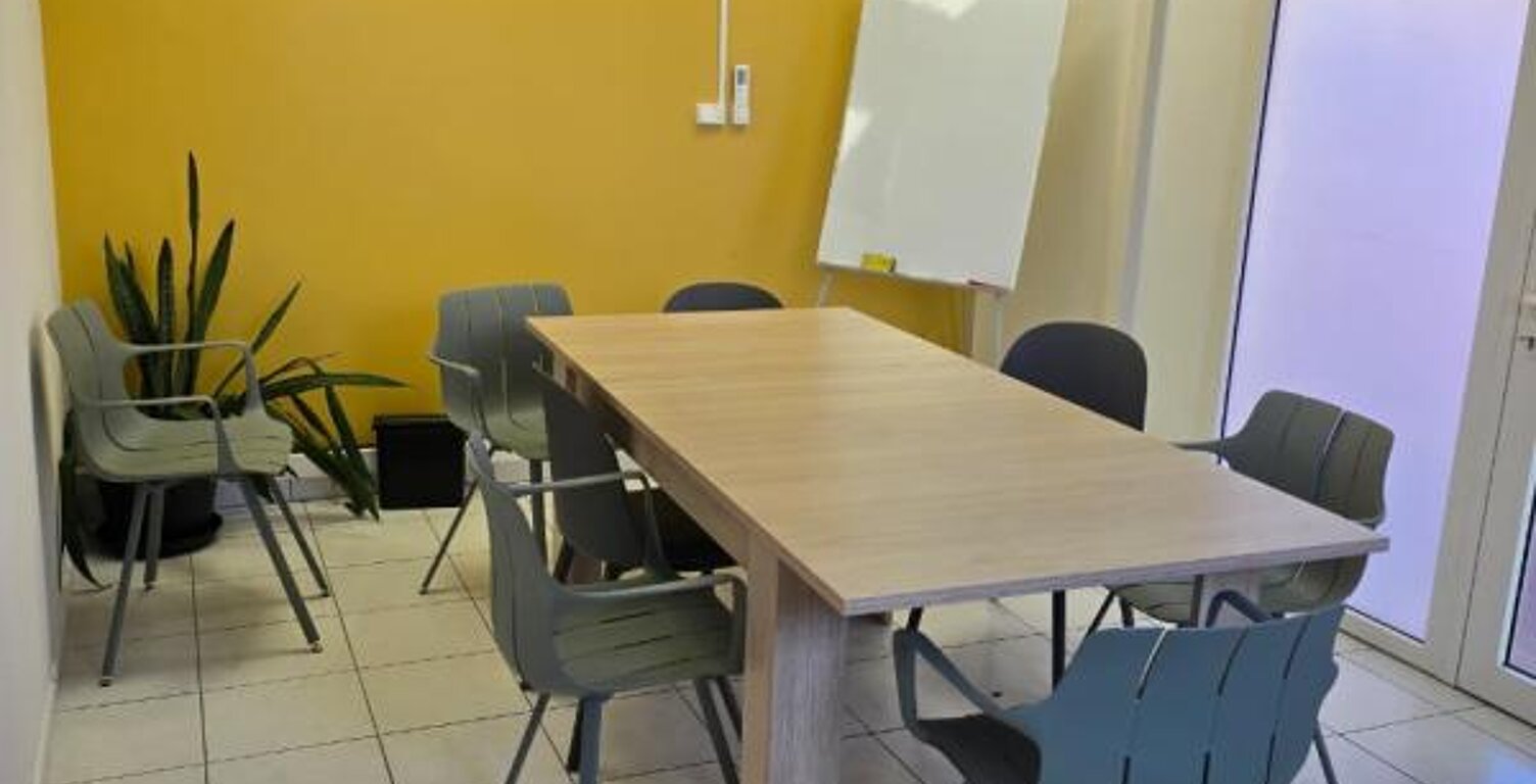 CENTRE-VILLE - LOCAL COMMERCIAL ou PROFESSIONNEL — photo 1