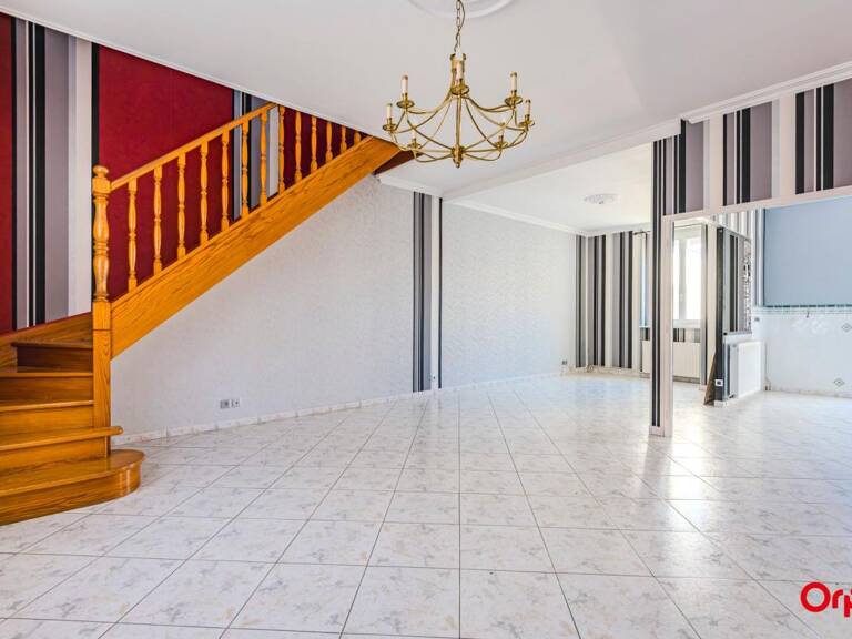 ÉPERNAY – Quartier La Villa : Maison de ville 115 m² avec jardin et garage double — photo 1