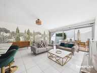 4 pièces de 91 m² avec terrasse et balcon - Avenue Emile Counord, Bordeaux — photo 2