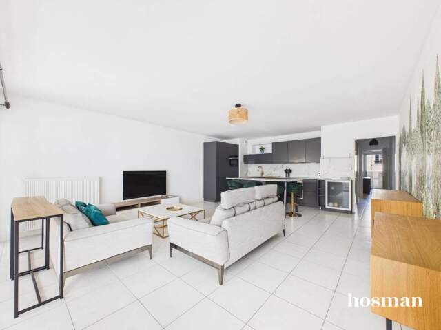 4 pièces de 91 m² avec terrasse et balcon - Avenue Emile Counord, Bordeaux — photo du bien