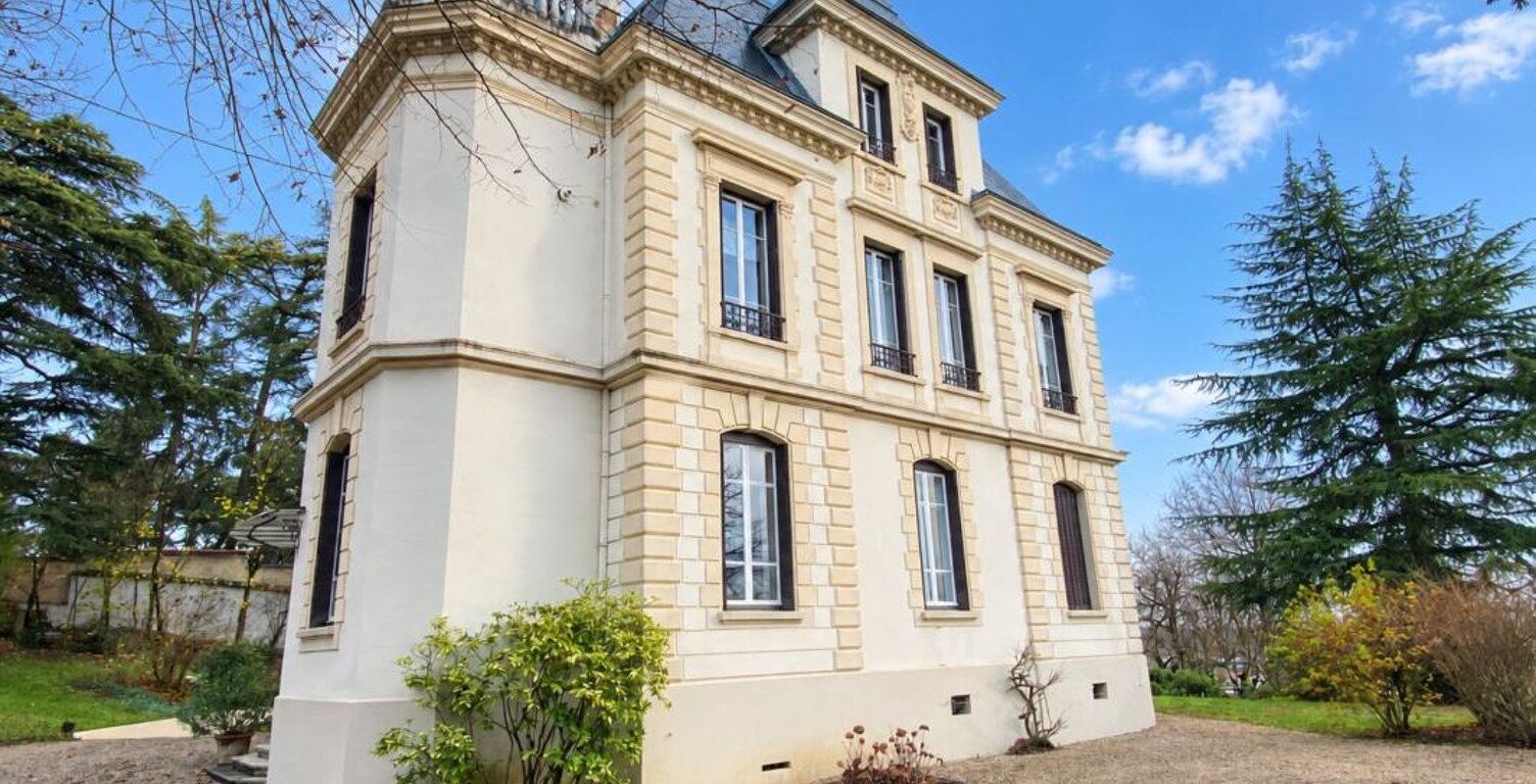 Appartement d’exception dans demeure de caractère – Sainte-Foy-lès-Lyon — photo 1