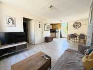 Appartement T3 en hyper centre Saint Pierre La Palud — photo 3