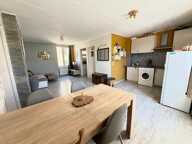 Appartement T3 en hyper centre Saint Pierre La Palud — photo 4