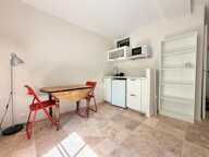 Studio meublé à louer avec terrasse — photo 3
