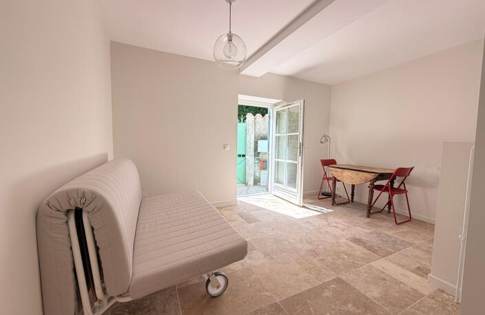 Studio meublé à louer avec terrasse — photo 4