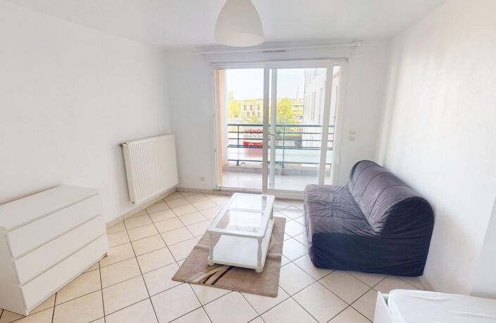 METZ QUEULEU – F1 BIS AVEC BALCON, PARKING ET CELLIER — photo 3