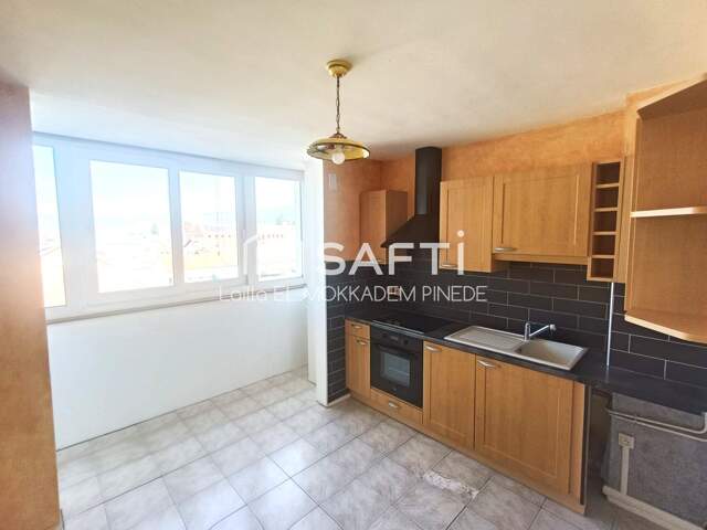 Appartement T3 avec possibilité T4, lumineux et idéalement situé — photo du bien
