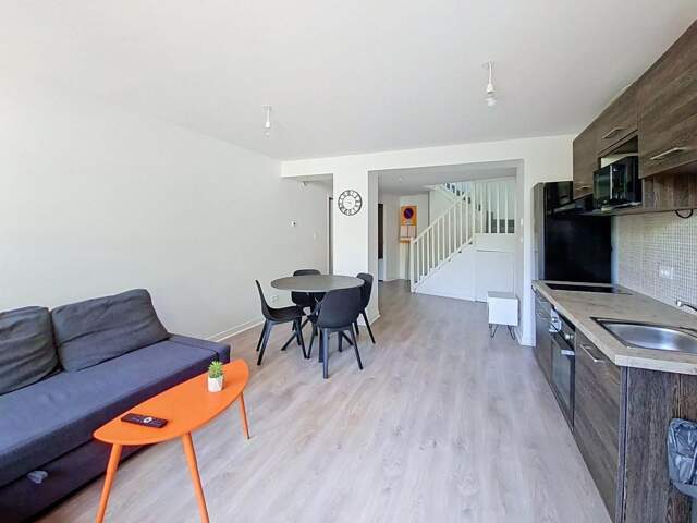 Appartement À Louer — photo du bien