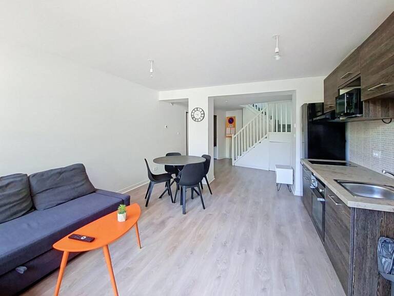 Appartement À Louer — photo 1