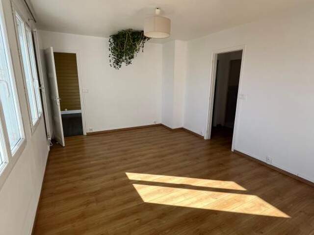 Appartement À Louer — photo du bien