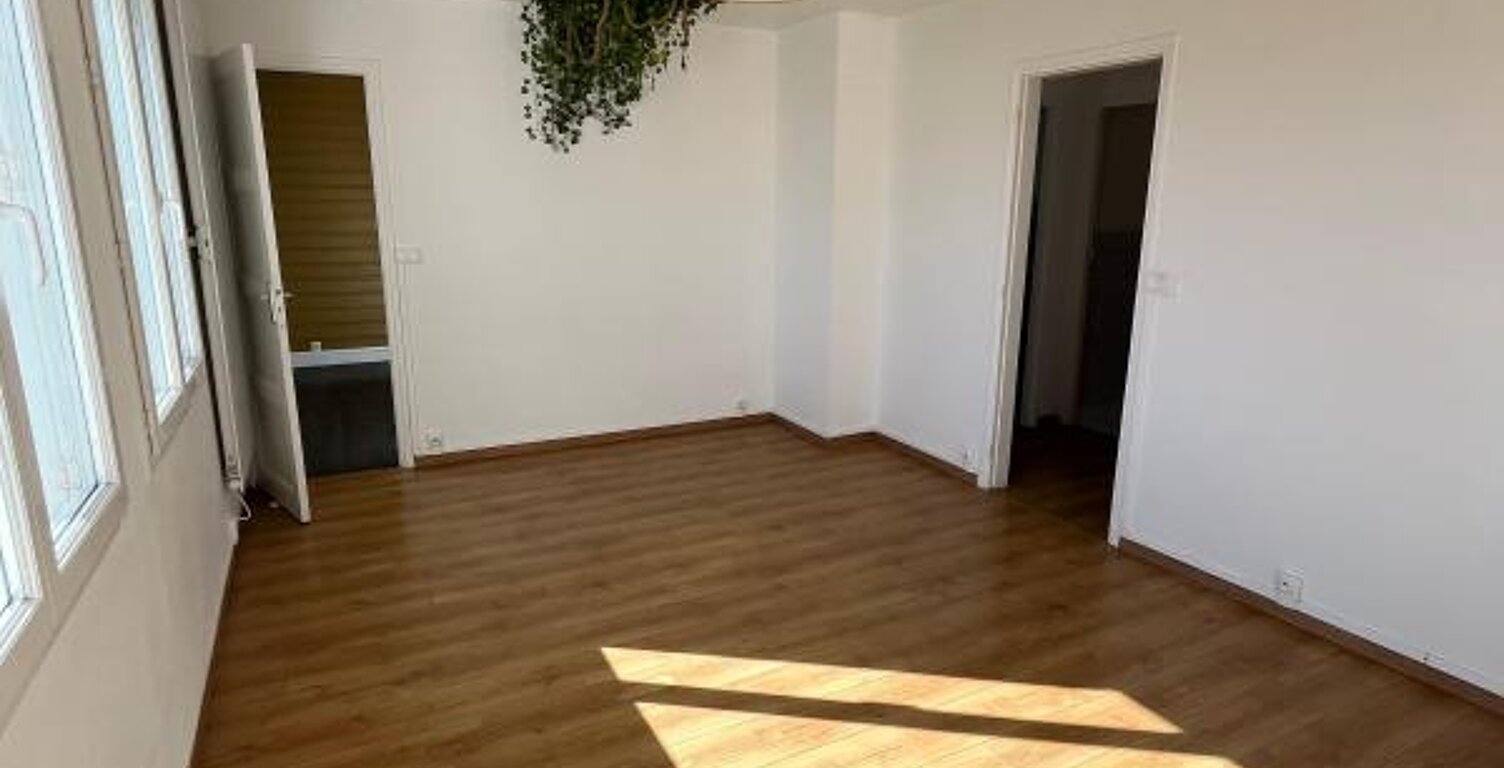 Appartement À Louer — photo 1