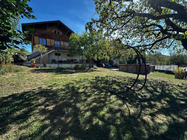 À A VENDRE – RUMILLY (74150) - MAISON INDIVIDUELLE TYPE CHALET — photo du bien