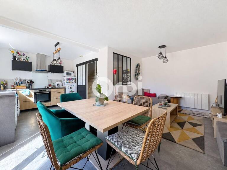 À Vendre Appartement duplex avec jardin privatif, 3 chambres et garage — photo 1