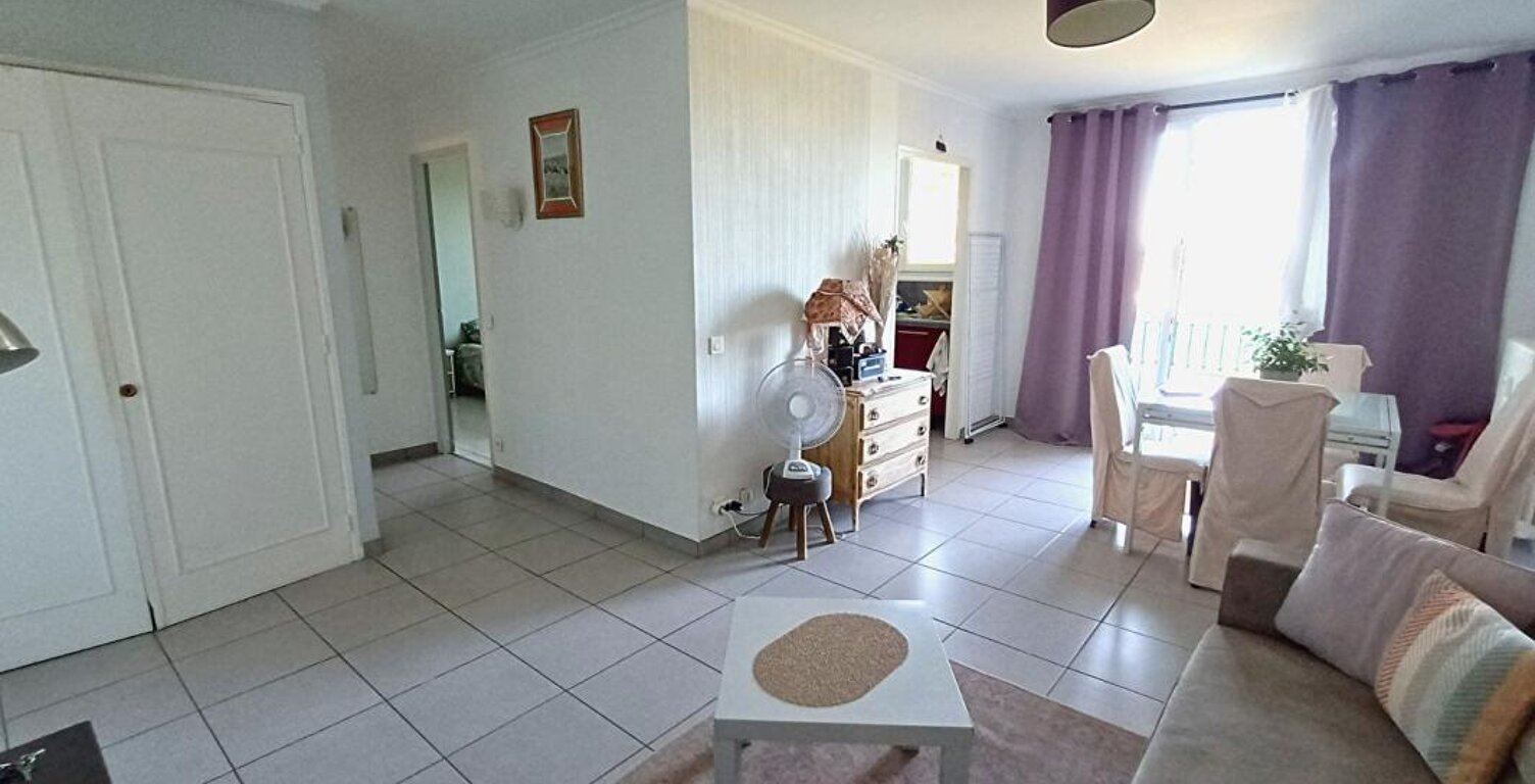 Grand T2 en résidence de 45.72 m2 avec terrasse de 10M2, cave et parking-quartier des fleurs — photo 1