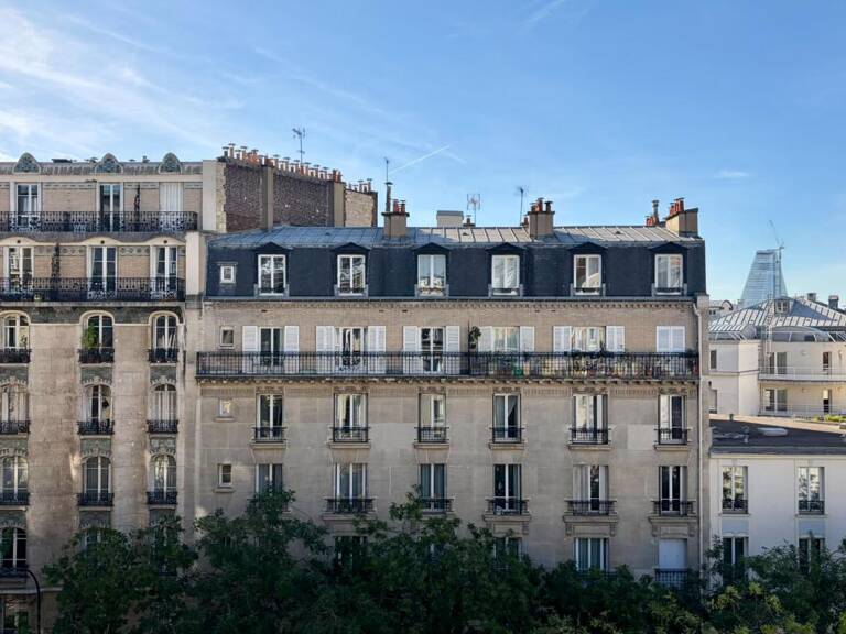 75015 Paris  Charmant 3 Pièces 2 Chambres Dernier Etage avec Ascenseur — photo 1