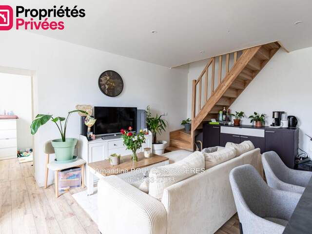 BAIS 35680- 3 CHAMBRES- GARAGE-169 990 EUROS HAI- JARDIN — photo du bien