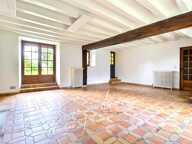 Maison en pierres avec cour et jardin — photo 2