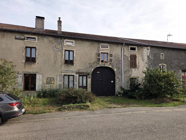 Ferme sur plus de 1600m² de terrain plat — photo 1