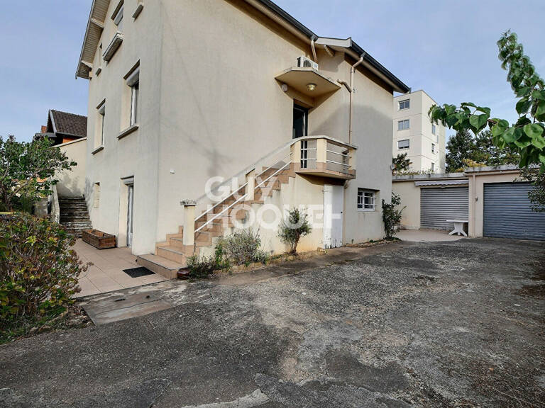 Santy La Plaine, Maison T5 de 160 m² + 80 m², terrain de 355 m², Lyon 8ème (69008) — photo 1