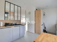 Santy La Plaine, Maison T5 de 160 m² + 80 m², terrain de 355 m², Lyon 8ème (69008) — photo 3