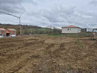 L'ISLE JOURDAIN - TERRAIN VIABILISE DE 1150 m2 — photo 2