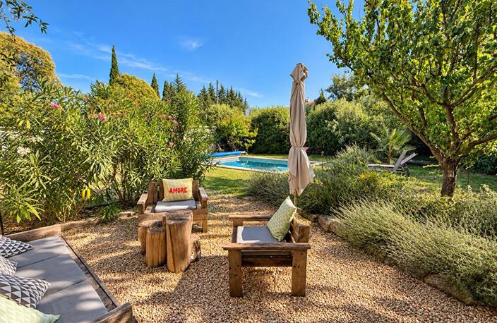 MAISON AVEC PISCINE À VENDRE À PLAN-D'ORGON — photo 4