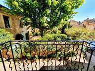 Maison de village en pierres avec terrasses — photo 2