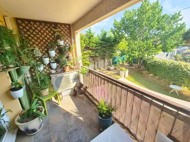 APPARTEMENT T3 CENTRE VILLE- SIX FOURS — photo 1
