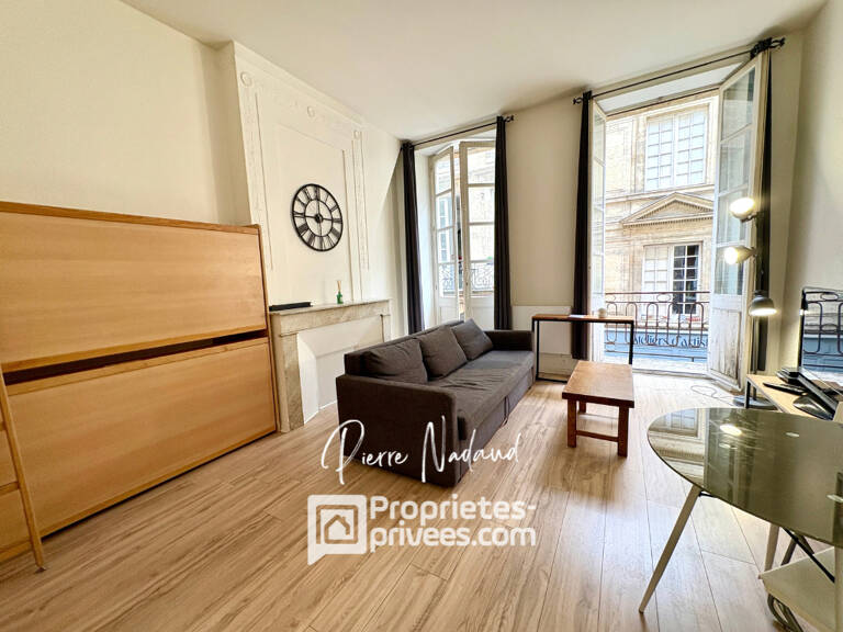 BORDEAUX ? SAINT-PIERRE ? À DEUX PAS DE LA PLACE CAMILLE JULIAN — photo 1