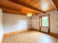 Maison en pierres au coeur du village 4 chambres avec terrain et garage — photo 3