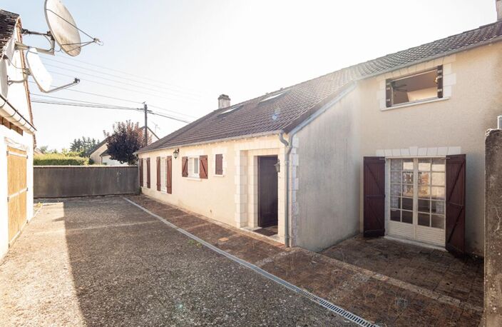 LIEUX UNIQUES ® PROPRIÉTÉS PRIVÉES -  PROPOSE ANCIEN COUVENT DE 173 M² SUR UN TERRAIN DE 1.600 M² - AZÉ - GARE TGV VENDÔME — photo 4
