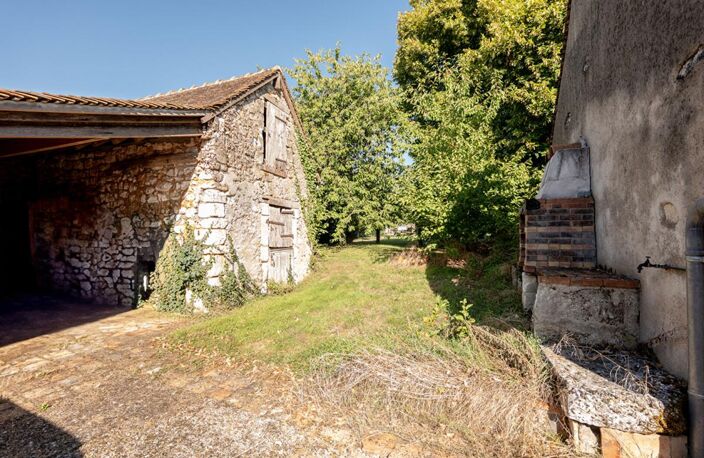 LIEUX UNIQUES ® PROPRIÉTÉS PRIVÉES -  PROPOSE ANCIEN COUVENT DE 173 M² SUR UN TERRAIN DE 1.600 M² - AZÉ - GARE TGV VENDÔME — photo 5