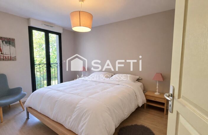 Appartement T4 de 91m², refait à neuf en 2011, emplacement prisé, 6 couchages bon rendement locatif. — photo 3