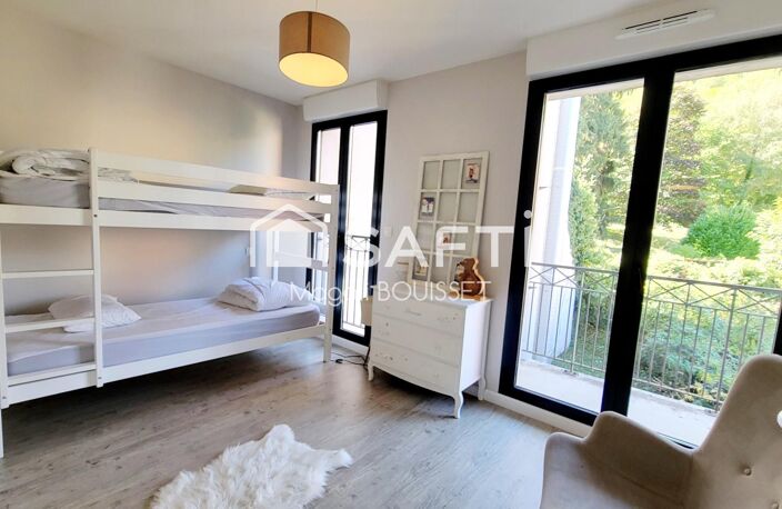 Appartement T4 de 91m², refait à neuf en 2011, emplacement prisé, 6 couchages bon rendement locatif. — photo 5