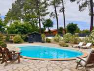 Maison avec piscine et grand garage — photo 4
