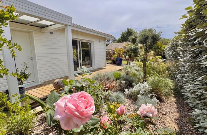 Superbe villa de plain-pied, sur beau jardin intimiste — photo 4