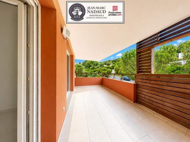 Appartement 3 pièces de 77,15 m² avec terrasse + garage, plages à pied — photo du bien