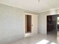 Maison Clisson 5 P . 3 Chs . Bureau . 81.29 M² . T 377 M² . Terrasse . Garage — photo 2