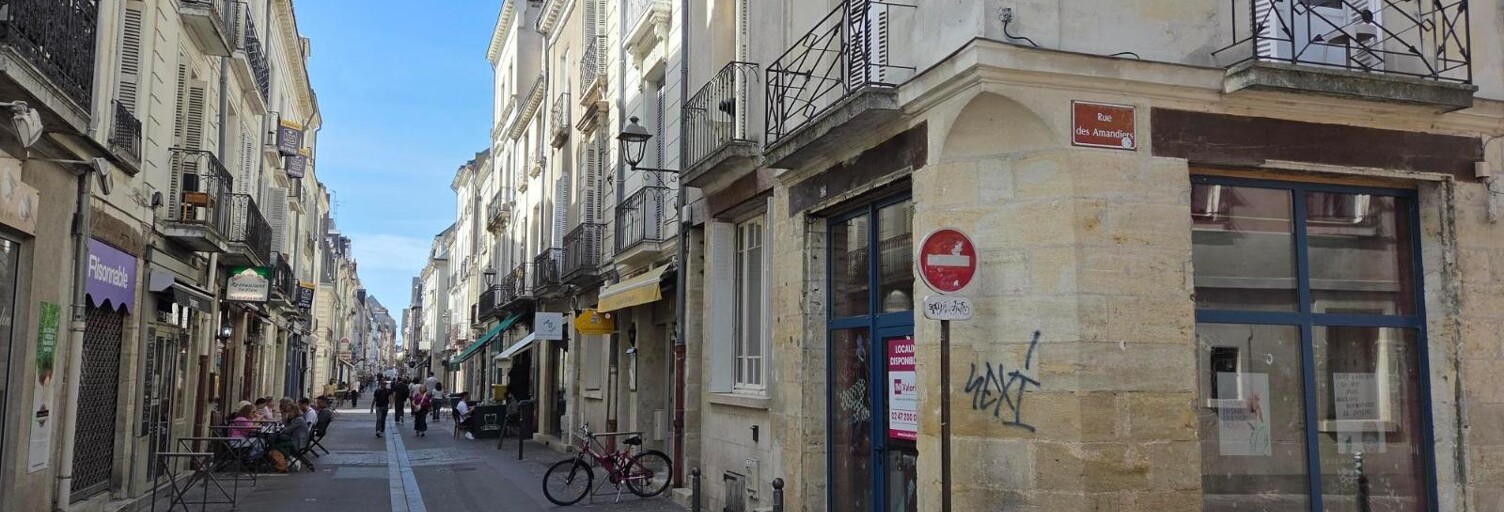 Commerce  43 m² à louer à Tours (37000)