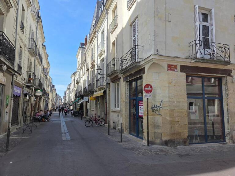 Commerce  43 m² — photo 1