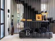 Maison d'architecte 315 m² - piscine et parc de 6647 m² - centre ville — photo 2