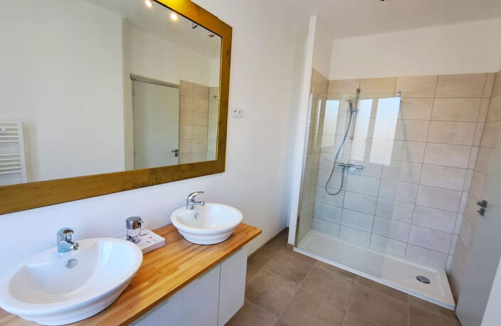 Chambre meublée à louer - Beaumont de Lomagne — photo 4
