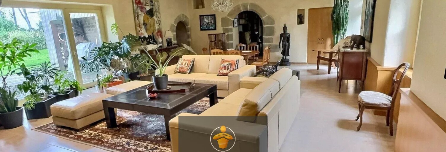 Maison 12 Pièces 680 m² à vendre à Tinténiac (35190)