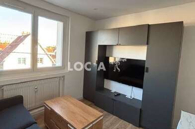 Appartement 1 pièces 590 €