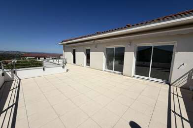 Appartement 4 pièces 1630 €