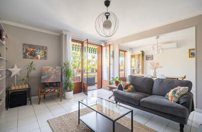 SAINT-JULIEN   APPARTEMENT T3/4 76,82 m2   BALCON   MARSEILL — photo du bien